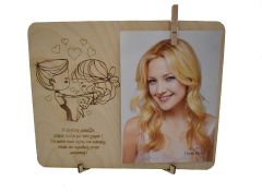 Κορνίζα με ερωτευμένα ζευγάρι με μανταλάκι